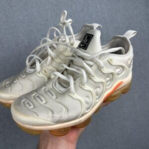 Nike Air Vapormax Plus Shoes Womens 7 Beige Orange Running Sneakers AO4550-005